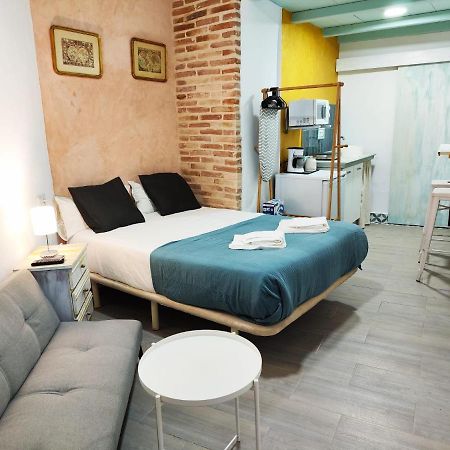 Puerta De Cordoba Apartments By Frenteabastos Carmona  Exterior foto